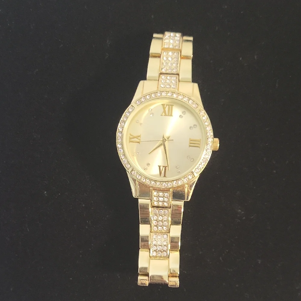 Merona Elegant Gold Women's Watch with Crystal  and Gold-Tone Finish - Picture 3 of 8